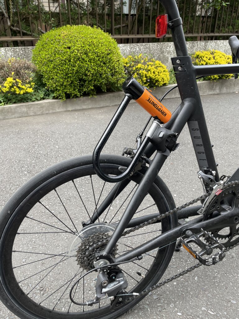 クリプトナイトU字ロック自転車装着